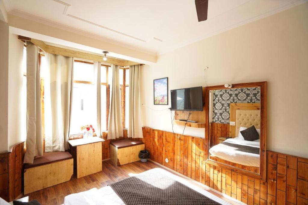 Golden Memories Hotel - Manali (Himachal Pradesh), Manali